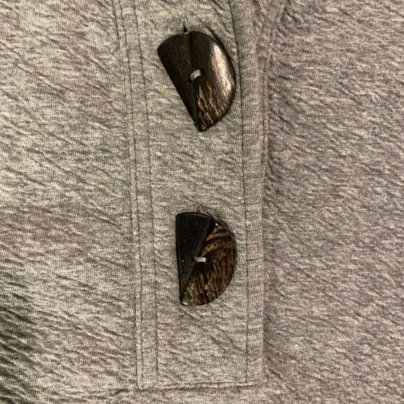 Neon Buddha Small Oversized Chunky Wood Buttons Soft Gray Logo Cardigan Pullover - Picture 6 of 11